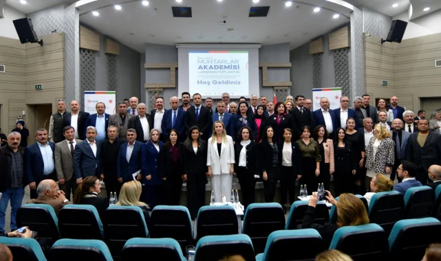 Bornova'da Muhtarlar Akademisi başladı