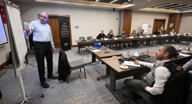 Bursa Business School'da 'B2B Pazarlama ve Satış' eğitimi