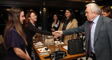 Bursa Nilüfer Belediyesi'nden öğretmenlere vefa