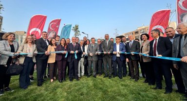 Bursa Nilüfer'de '30 Ağustos Zafer Parkı ve Koşu Yolu' açıldı