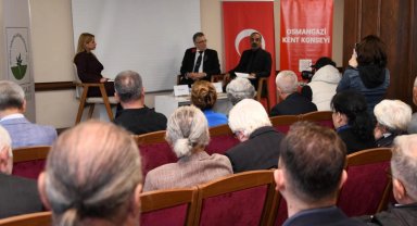 Bursa Osmangazi'de 'Atatürk'ün Yaşamı, Düşünceleri ve Cumhuriyet Mirası' paneli