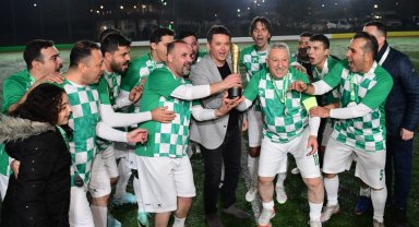 Bursa Osmangazi'de geleneksel turnuvada kupa sahibini buldu