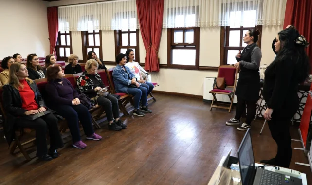Bursa'da kadınlar şiddet türlerini Osmangazi'de öğrendi