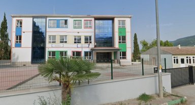 Bursa'da tavuk şnitzel ve makarna kabusu: 23 öğrenci hastanelik! Numuneler inceleniyor