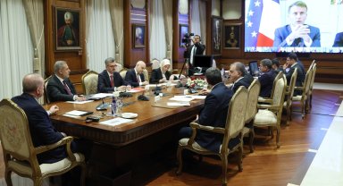 Cumhurbaşkanı Erdoğan'dan Liderler Zirvesi'ne çevrim içi katılım