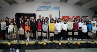 Gölcük'te Öğretmenler Günü törenle kutlandı