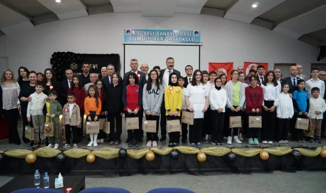 Gölcük'te Öğretmenler Günü törenle kutlandı