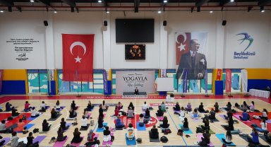 İstanbul Beylikdüzü'nde "Yogayla Beden Uyanışı" etkinliği