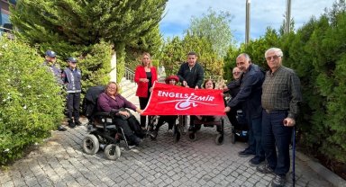 İzmir Büyükşehir'den bir "Kırmızı Bayrak" da Çeşme Belediyesi'ne