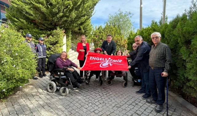 İzmir Büyükşehir'den bir "Kırmızı Bayrak" da Çeşme Belediyesi'ne