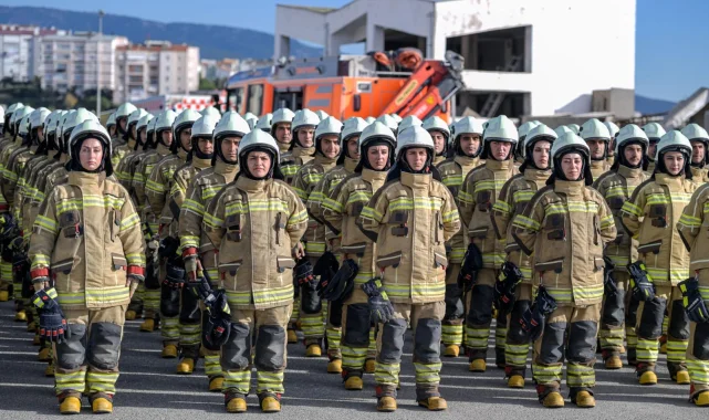 İzmir'de 139 yeni ateş savaşçıları göreve başladı