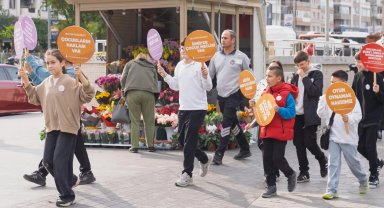 İzmir'de çocukların sesi var