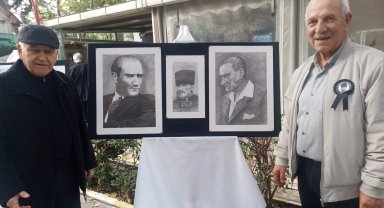 Kadir Elmaz'dan Atatürk temalı karakalem sergisi