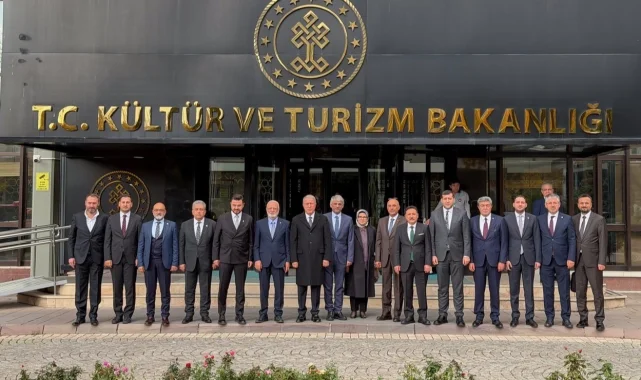 Kayseri Turizm Master Planı Bakan Ersoy'a sunuldu