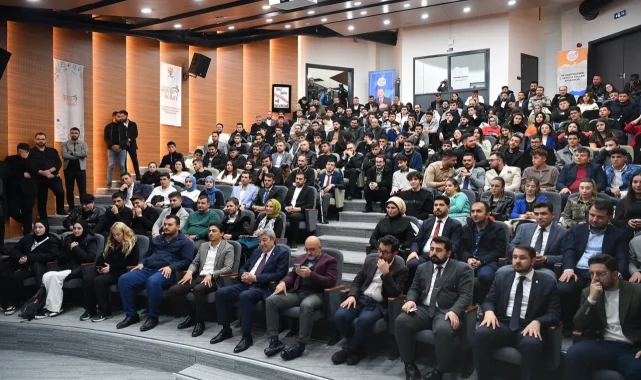 Kayserili gençlerle 'gelecek' buluşması