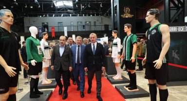 Kocaeli Spor Tarihi Sempozyumu başladı