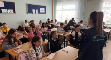 Kocaeli'de atıklar sanata dönüştü