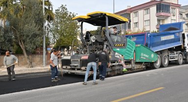 Manisa'da 9 bin ton asfaltla yol konforu arttı