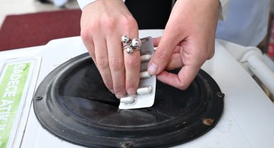Manisa'da atık ilaçlar için örnek uygulama... Çevreyi kirletmeden toplanacak