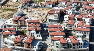 Meram'da Suriçi dönüşüme son rötuşlar... Louvre tarzı kubbe altında tarihi hamam canlanıyor!