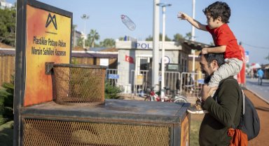 Mersin sahillerinde 93 bin 500 pet şişe potaya girdi