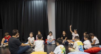 Mersin'de Tiyatro Kursu'na yoğun ilgi