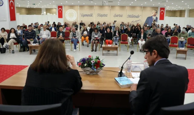 Muğla Büyükşehir Kitap Kulübü'nün okuma eylemi toplumsal deneyime dönüşüyor