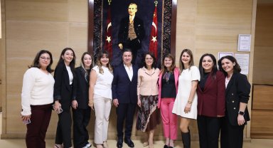 Muğla'da öğretmenlere özel kutlama yemeği