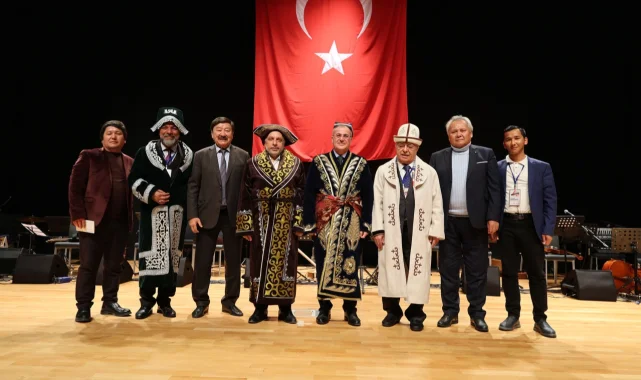 Mustafa Yalçın'a "Türk Dünyası Üstün Hizmet Ödülü"