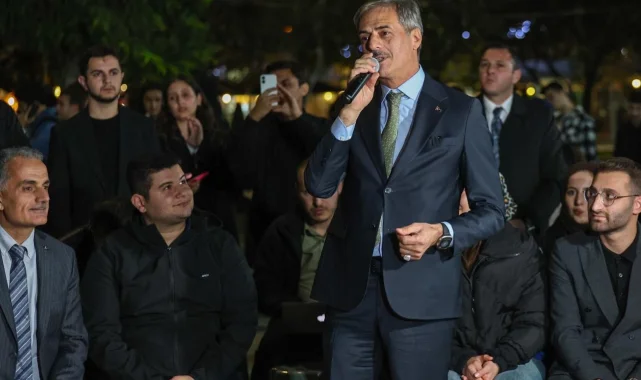 Sakarya'da Başkan Alemdar, üniversitelilerle buluştu