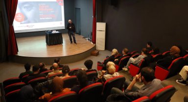 Sakarya'da Japon Sineması üzerine derinlikli söyleşi