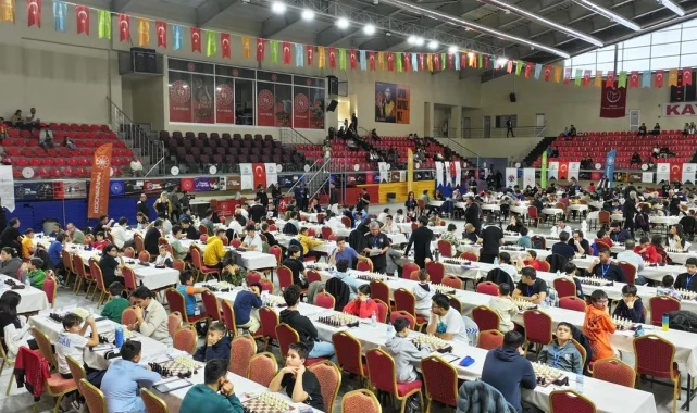 Satranç Türkiye Kupası Kayseri Kocasinan'da başladı