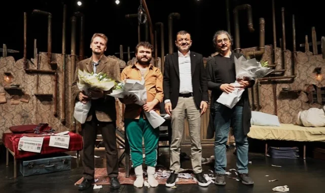 "Sığıntılar" Denizli'de sanatseverlerle buluştu