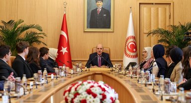 Ulusal Çocuk Forumu temsilcileri TBMM'de