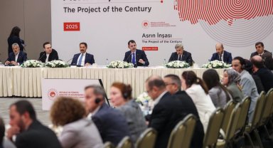 Uluslararası gazeteciler yeniden doğuşa tanıklık etti... Dünya 'asrın inşaası'na şaştı kaldı!