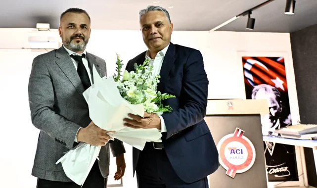 Antalya Muratpaşa'da Başkan Uysal'dan gençlere nasihat