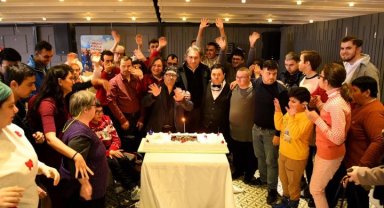 Antalya'da yeni yıla Engelsiz Kafe'de 'merhaba' dediler