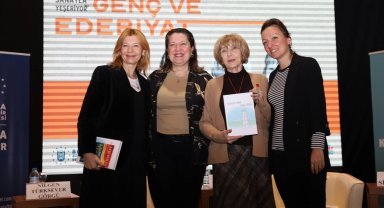 Ayşe Kulin'den Bursalı gençlere hayat dersleri