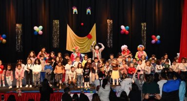 Balıkesir'de çocuk ve yetişkinlere tiyatro keyfi