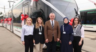 Başkan Büyükakın: Vatman olmak isteyen kadınlara kapımız açık