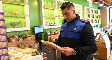 Bilecik Bozüyük'te kuruyemişçilere yılbaşı öncesi denetim