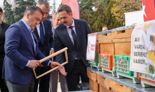 Bilecik'te arıcılara bin yeni kovan dağıtıldı