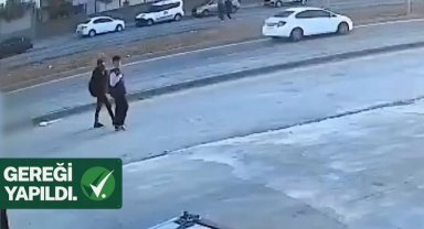 Bir magandalığın daha gereği yapıldı! Gaziantep'te okula giden çocuğa çarpan sürücü yakalandı!