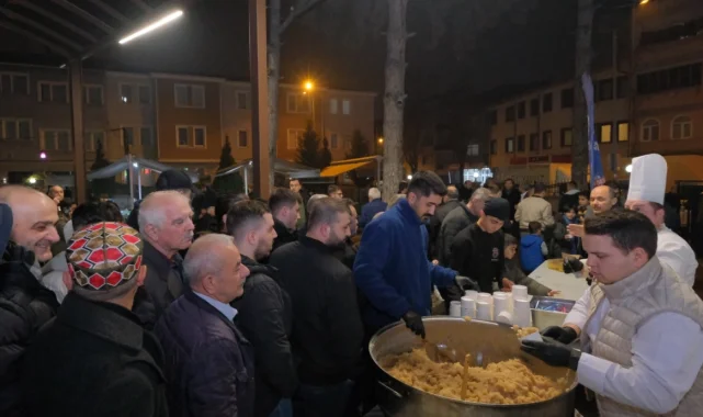 Bursa İnegöl'den bin kişilik helva ikramı