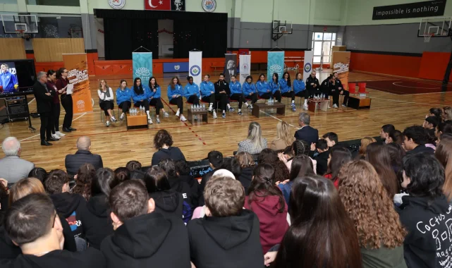 Bursa Nilüfer'in Sultanları öğrencilerle söyleşide buluştu