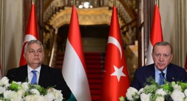 Cumhurbaşkanı Erdoğan: Macaristan'la ticaret hedefimizi 10 milyar dolara çıkarıyoruz