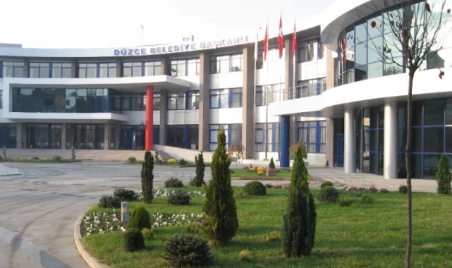 Düzce Belediyesi'nde görev değişiklikleri