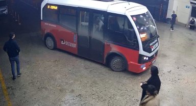 Düzce'de halk otobüsü şoförlerinden örnek davranış