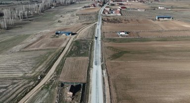 Eskişehir Büyükşehir'den Seyitgazi'de yol yenileme çalışması