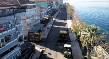 Gölcük Halıdere sahilinde üstyapı sil baştan